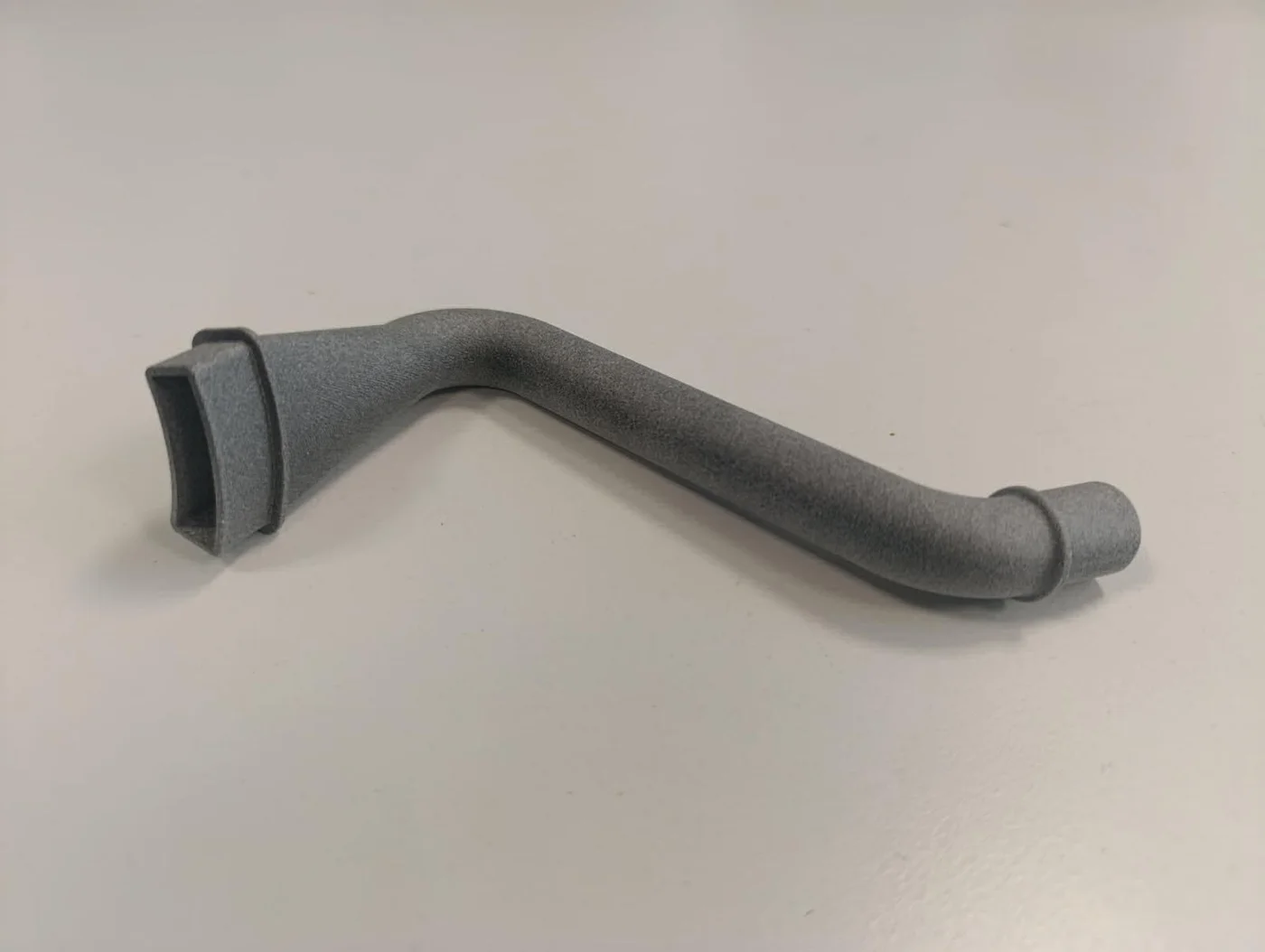 Componente stampato MJF in PA12